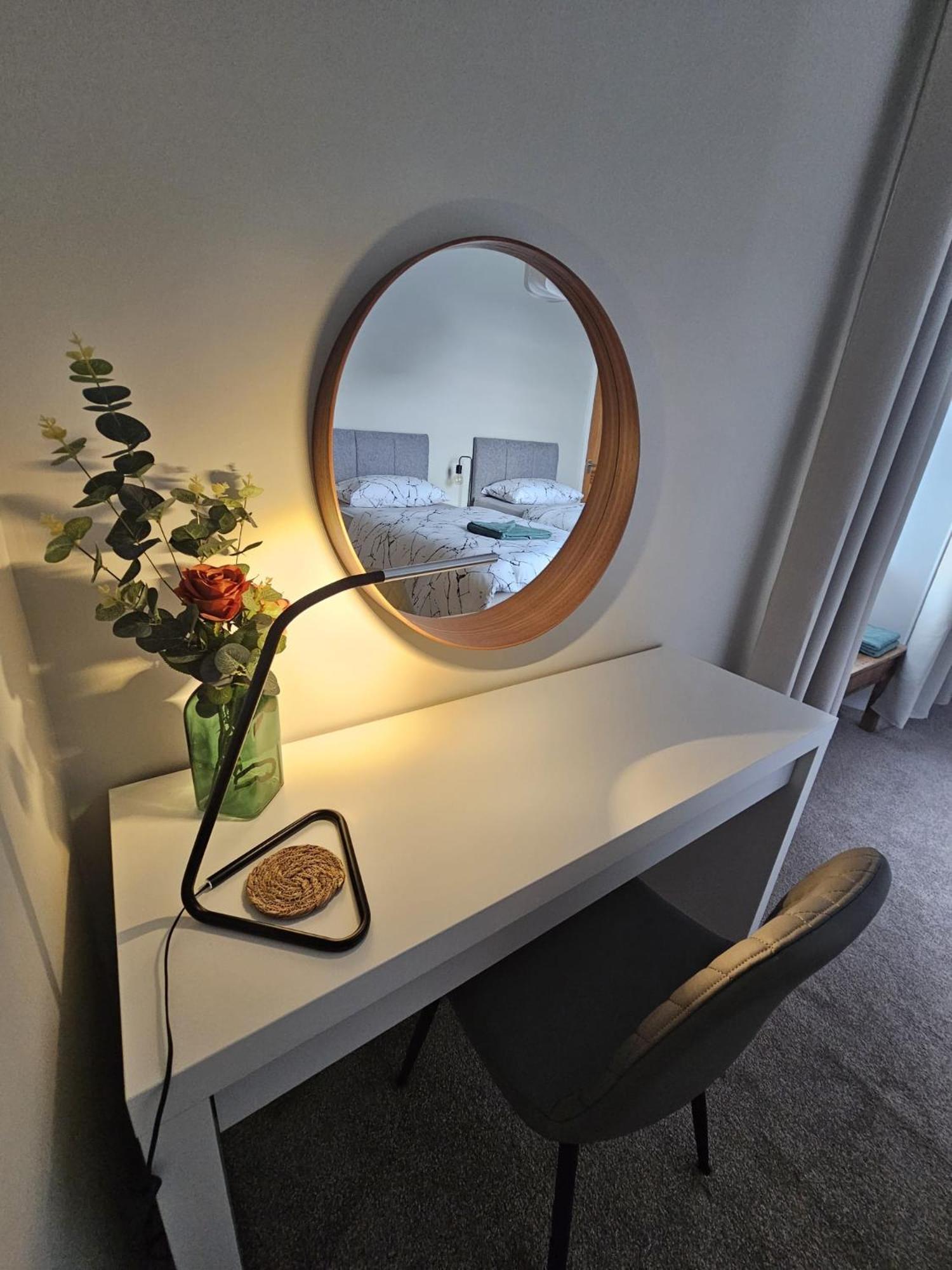 Glebe Apartment *